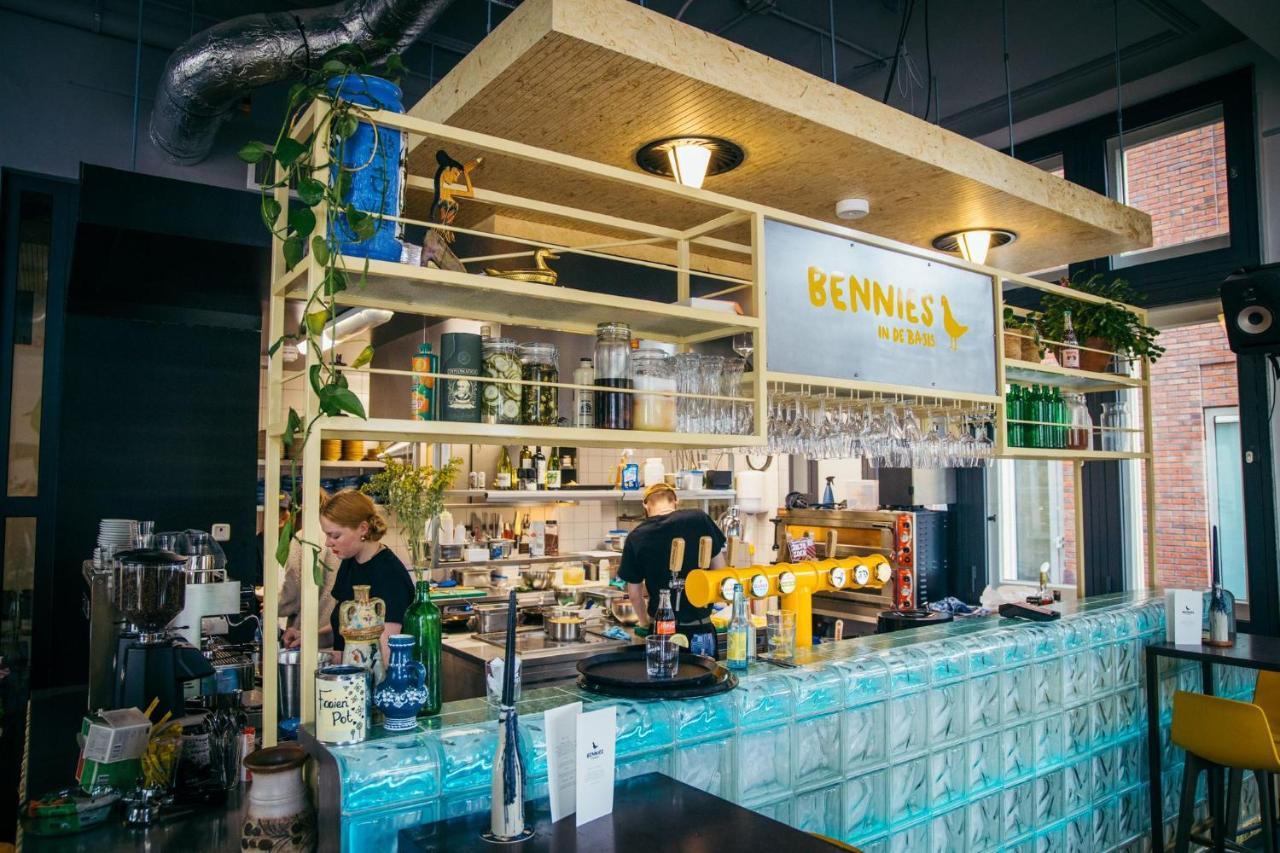 Hostel & Bar De Basis Zwolle  Zewnętrze zdjęcie