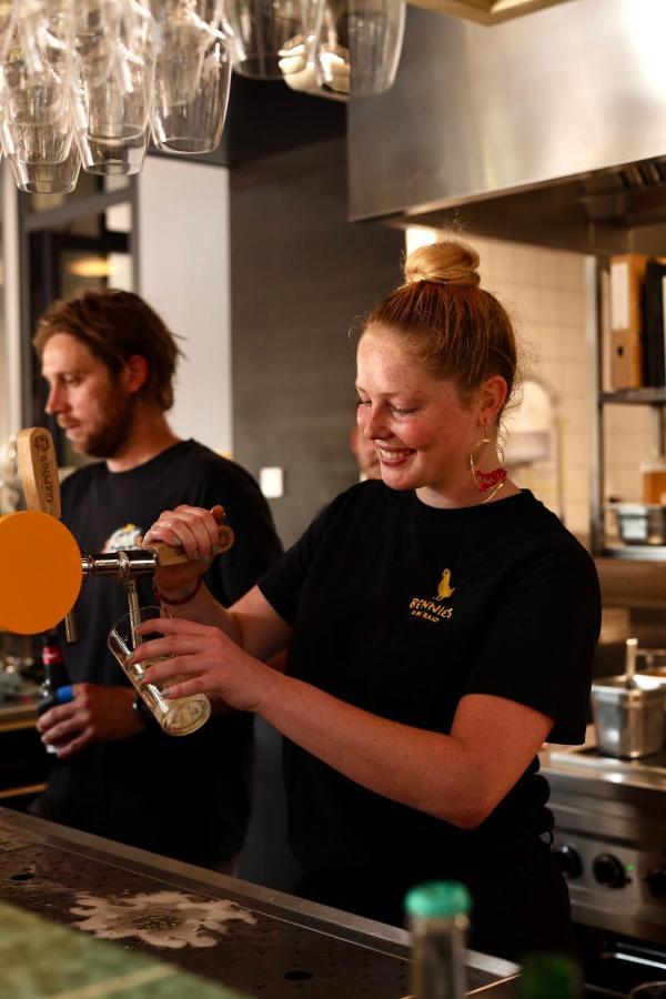 Hostel & Bar De Basis Zwolle  Zewnętrze zdjęcie