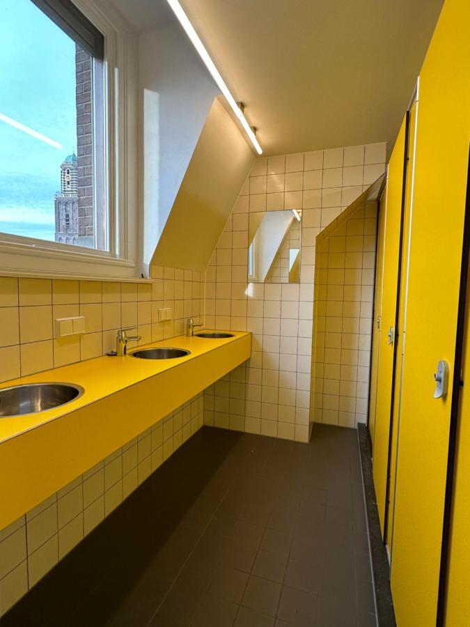 Hostel & Bar De Basis Zwolle  Zewnętrze zdjęcie