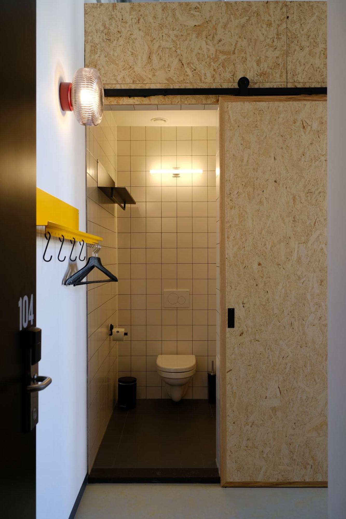 Hostel & Bar De Basis Zwolle  Zewnętrze zdjęcie